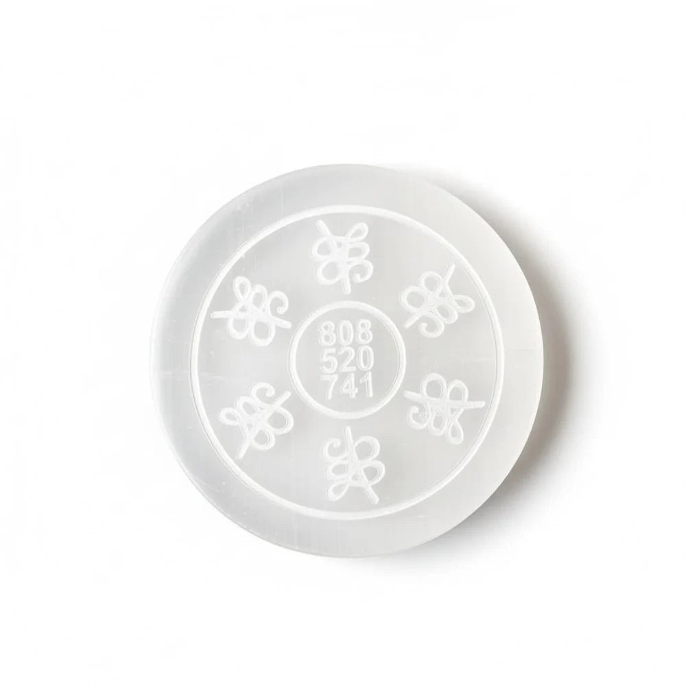 Salenite crystal charging plate